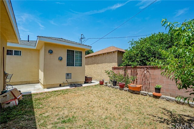 Foto del edificio - 10234 Dorothy Ave
