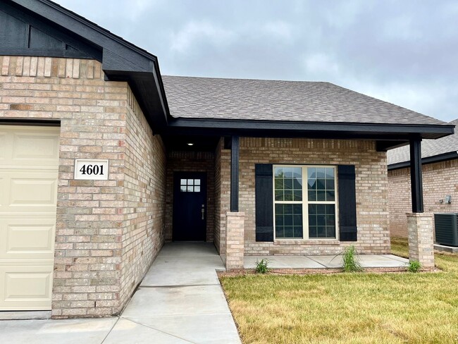 Building Photo - 4601 Richardson Rd