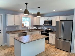 Building Photo - 14 Wildwood Dr