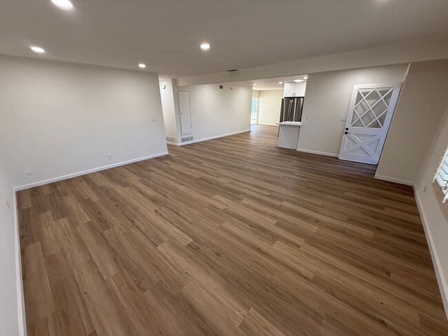 Building Photo - Newly Remodeled Home near Imperial Beach
