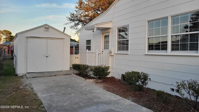 Building Photo - 4625 Riverdale Rd