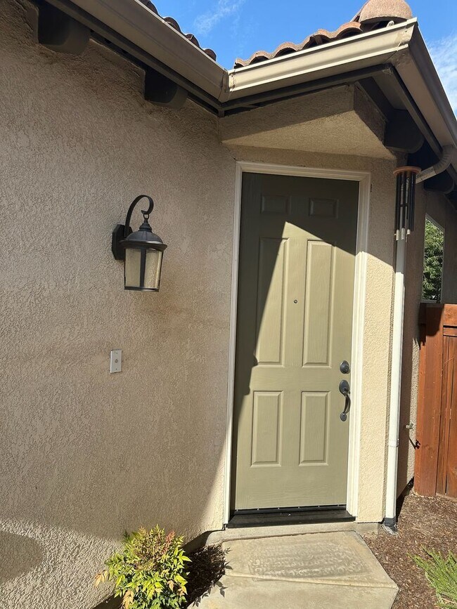 Foto del edificio - 1426 N Siena St