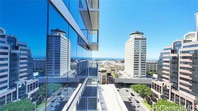 Building Photo - 629 Ke’eaumoku St