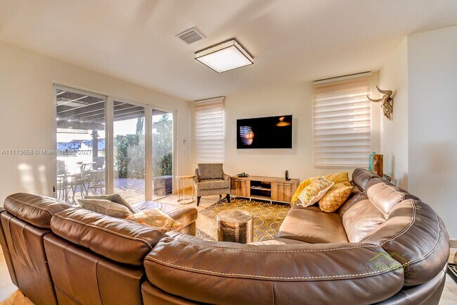Foto del edificio - 6960 NW 104th Ct