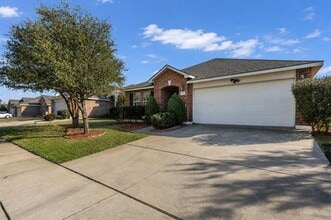 Building Photo - 12644 Harvest Grove Dr