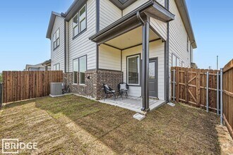 Building Photo - 8109 Sawyer Dr