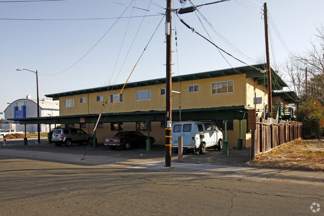 Building Photo - 500 Las Palmas Ave