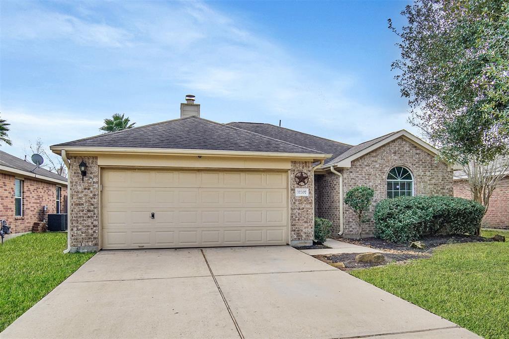32207 Anne Ln, Pinehurst, TX 77362 House Rental in Pinehurst, TX