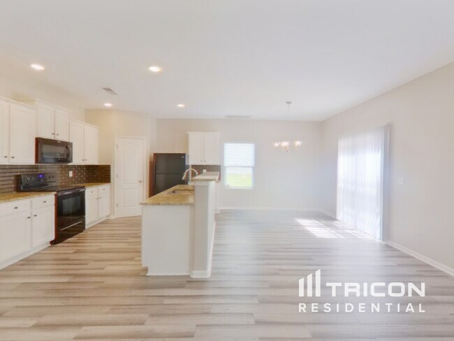 Foto del edificio - 9721 Crooms Ct