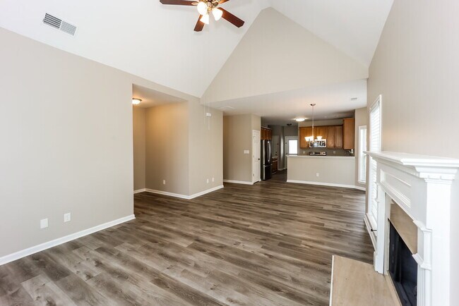 Building Photo - 109 High Point N