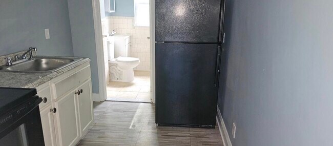Foto del edificio - 3023 Oakford Ave