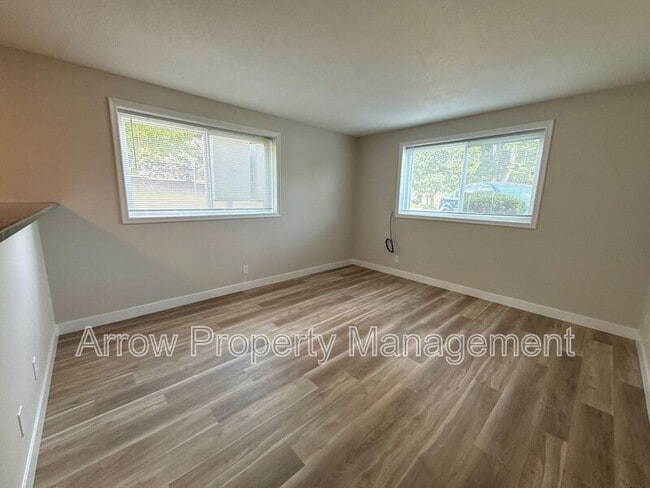 Foto del edificio - 2119 Arbor St