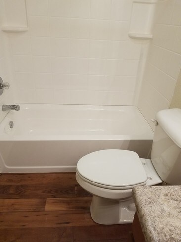 Upstair bathroom - 490 E 8th St N
