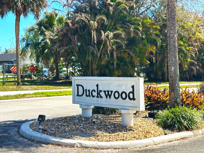 Foto del edificio - 6940 SE Lillian Ct