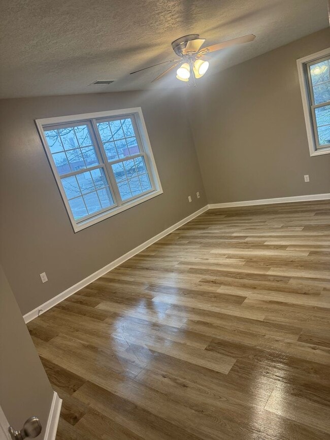 Building Photo - 47-49 Kent Road