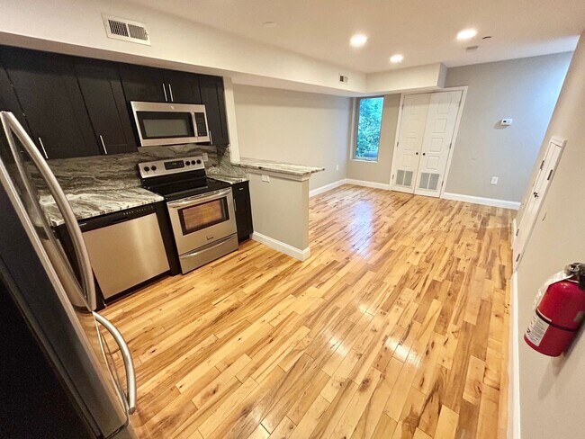 Foto del edificio - Modern 2 Bedroom Apartment