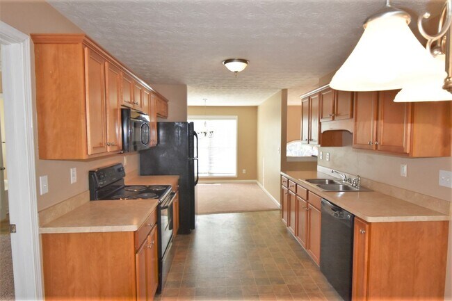 Foto del edificio - 220 Oak Meadows Pl