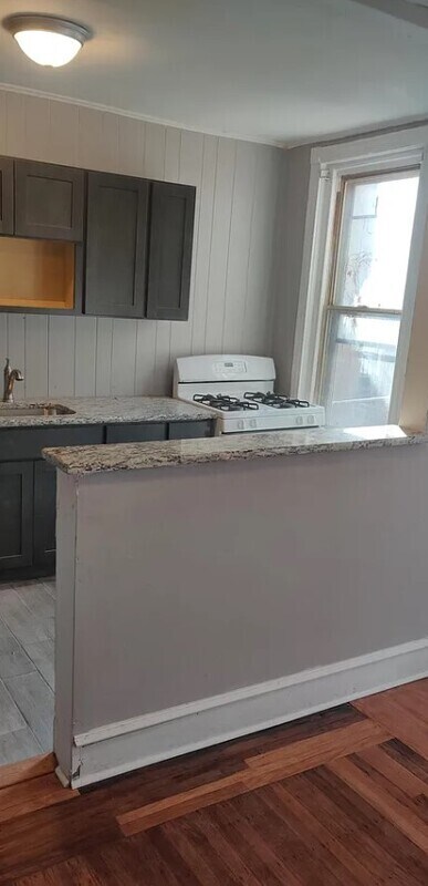 Foto del edificio - 1016 S 56th St