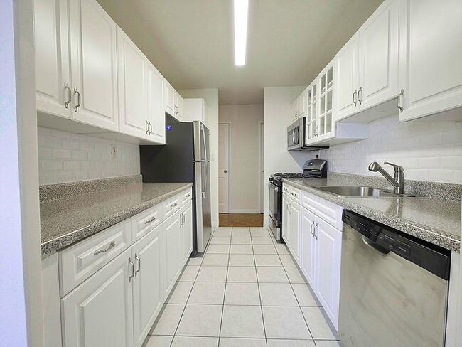 Building Photo - The Towers at Passaic Park