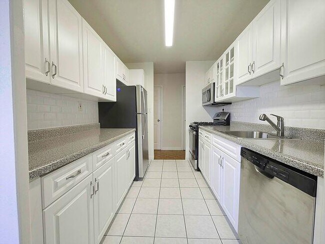 Foto del edificio - The Towers at Passaic Park