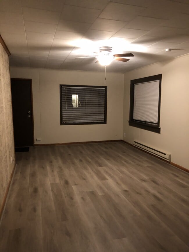 Living Room - 432 11th St