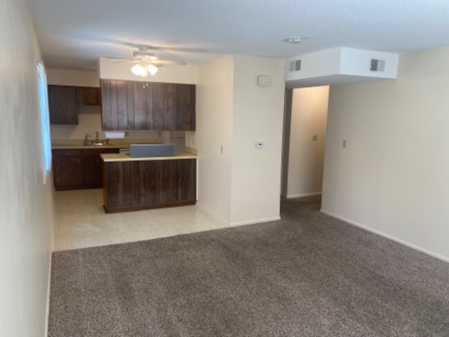 Foto del edificio - 2005 NW Hickory Ln