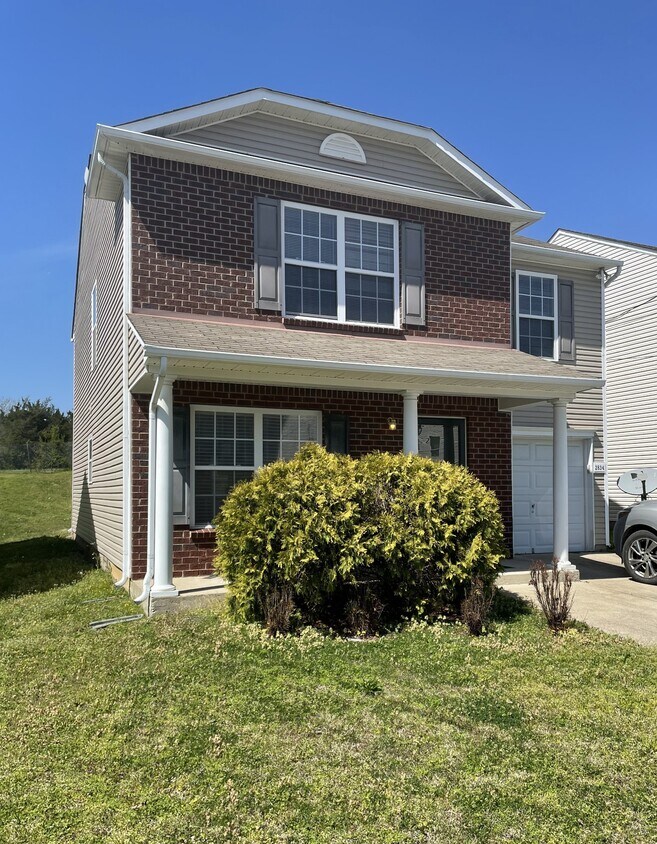 2834 Creekbend Dr, Nashville, TN 37207 House Rental in Nashville, TN