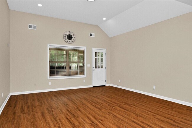 Foto del edificio - 3 Bedroom, 2 Bath home.
