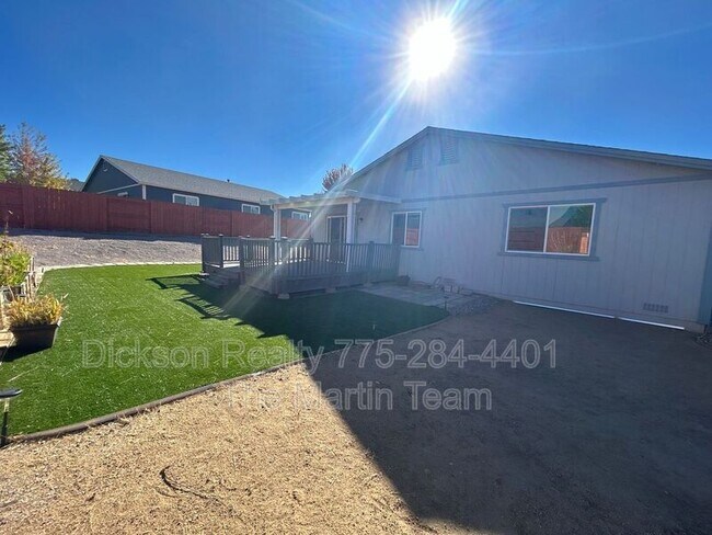 Building Photo - 17471 Desert Lake Dr