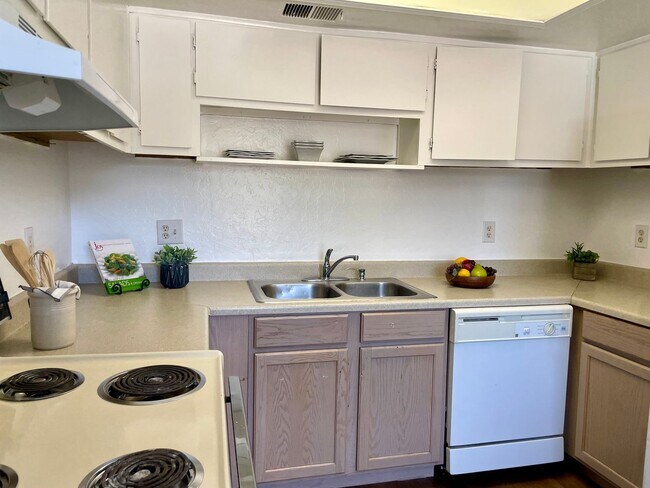 Foto del edificio - 1010 Meadowlark Ct SE