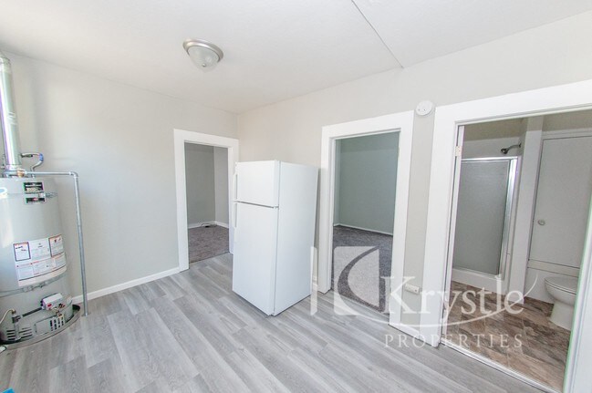 Building Photo - Lower level apartment near Downtown Vallejo