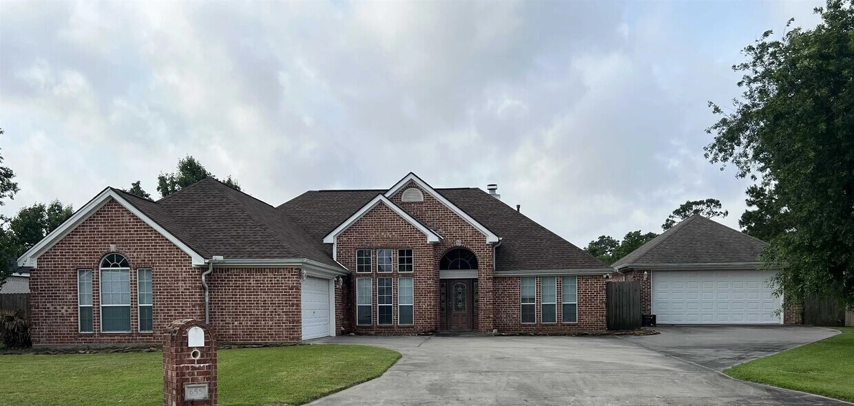 Primary Photo - 655 Winchester Dr