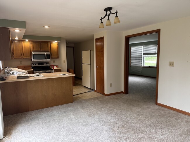 Foto del edificio - 243 W Co Rd 650 N