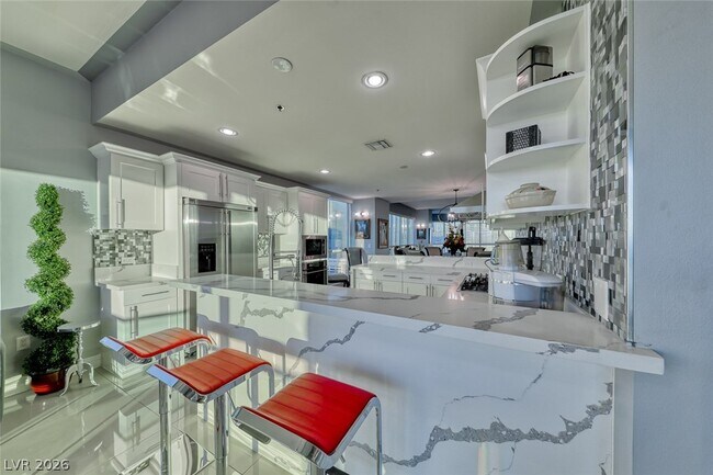 Foto del edificio - 4575 Dean Martin Dr