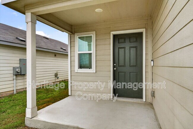 Foto del edificio - 6326 Willow Point Blvd