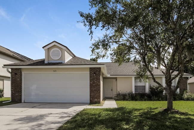 Building Photo - 725 Meadowside Ct