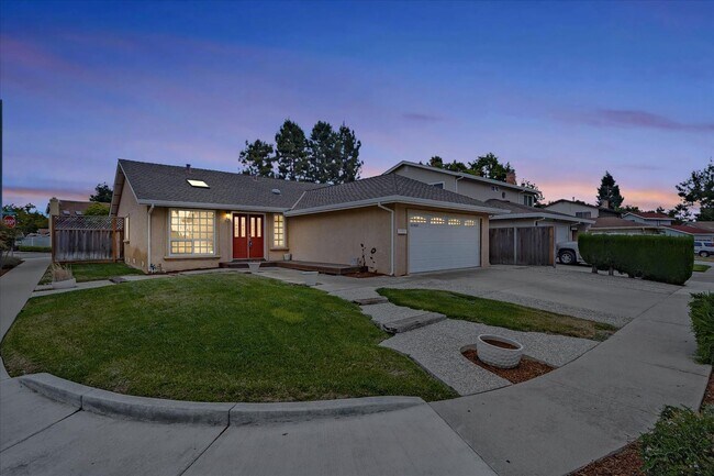 Building Photo - 3 br, 2 bath House - 36987 REYNOLDS DRIVE