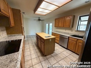 Foto del edificio - 1236 E Live Oak Rd