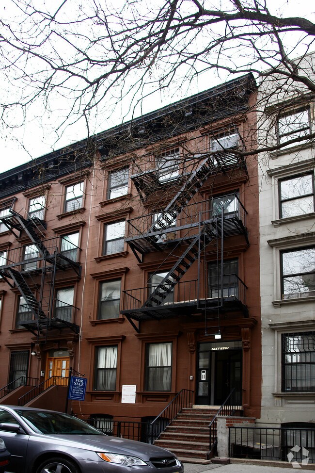 Building Photo - 116 E 117th St