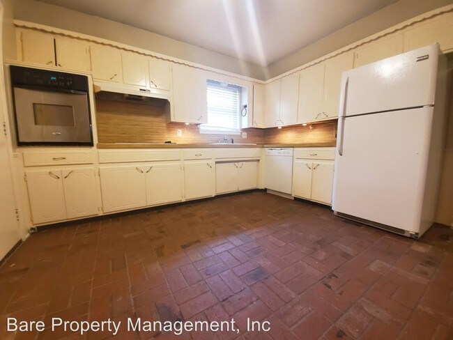 Building Photo - 3 br, 2 bath House - 605 McGee Street