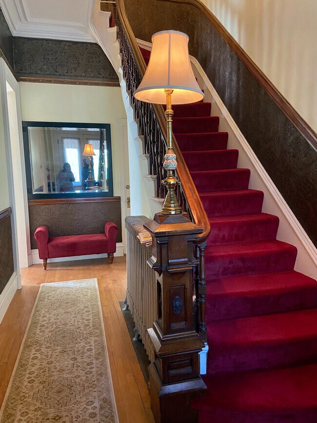 22 Deering St Unit 3, Portland, ME 04101 Condo for Rent in Portland