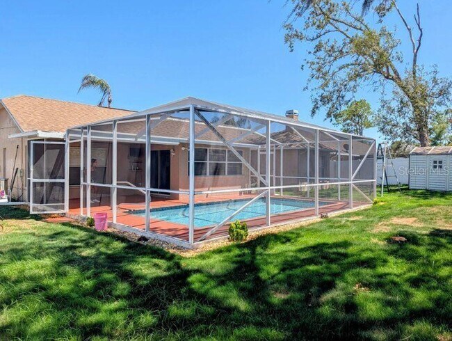 Foto del edificio - 8475 Beach Rd