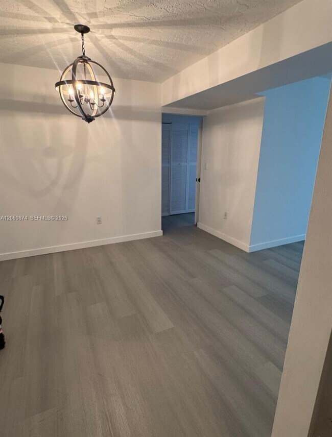 Foto del edificio - 7300 NW 17th St