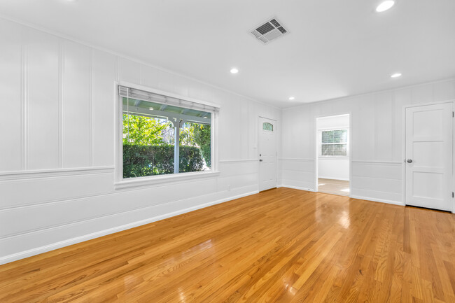 Living Room - 5223 Topanga Canyon Blvd