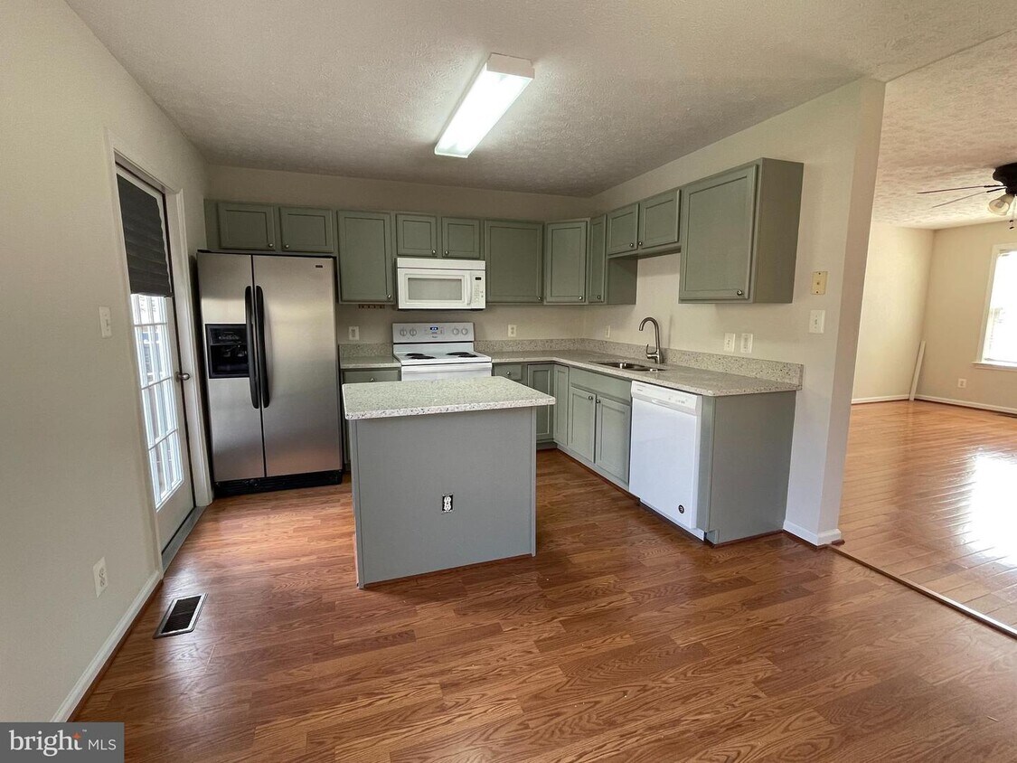 Foto principal - 506 Kensington Dr