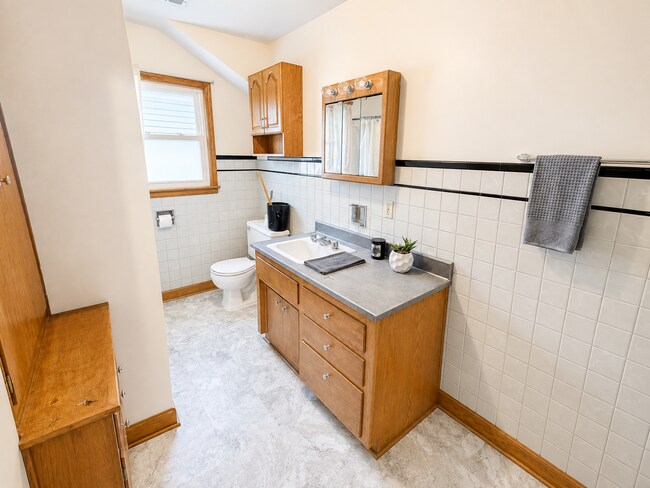 Foto del edificio - 4913 Prospect Ave