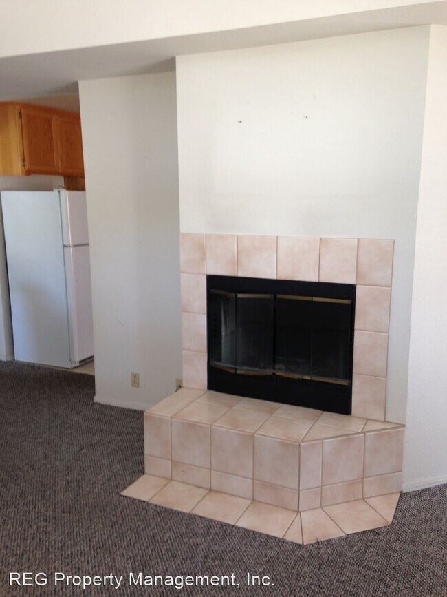 Foto del edificio - 2 br, 2.5 bath House - 265 N. Chorro Stree...