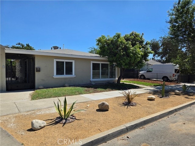 Primary Photo - 1013 S Palm Ave