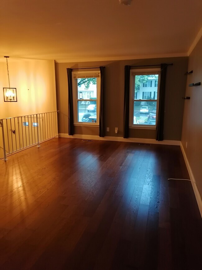 Foto del edificio - 1631 Colonial Way