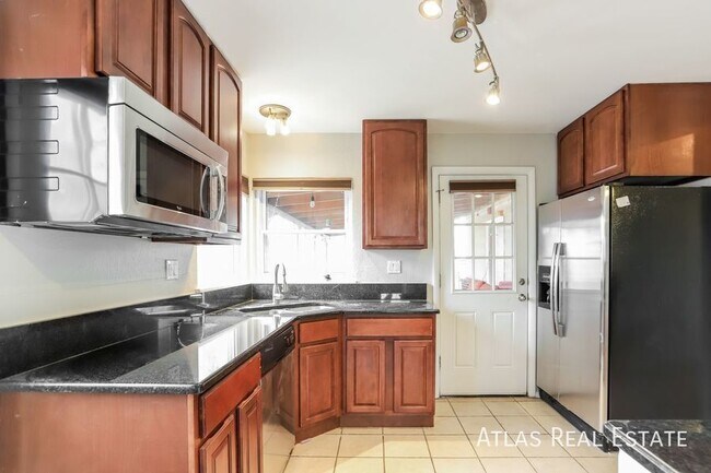 Foto del edificio - 2920 S Glencoe St